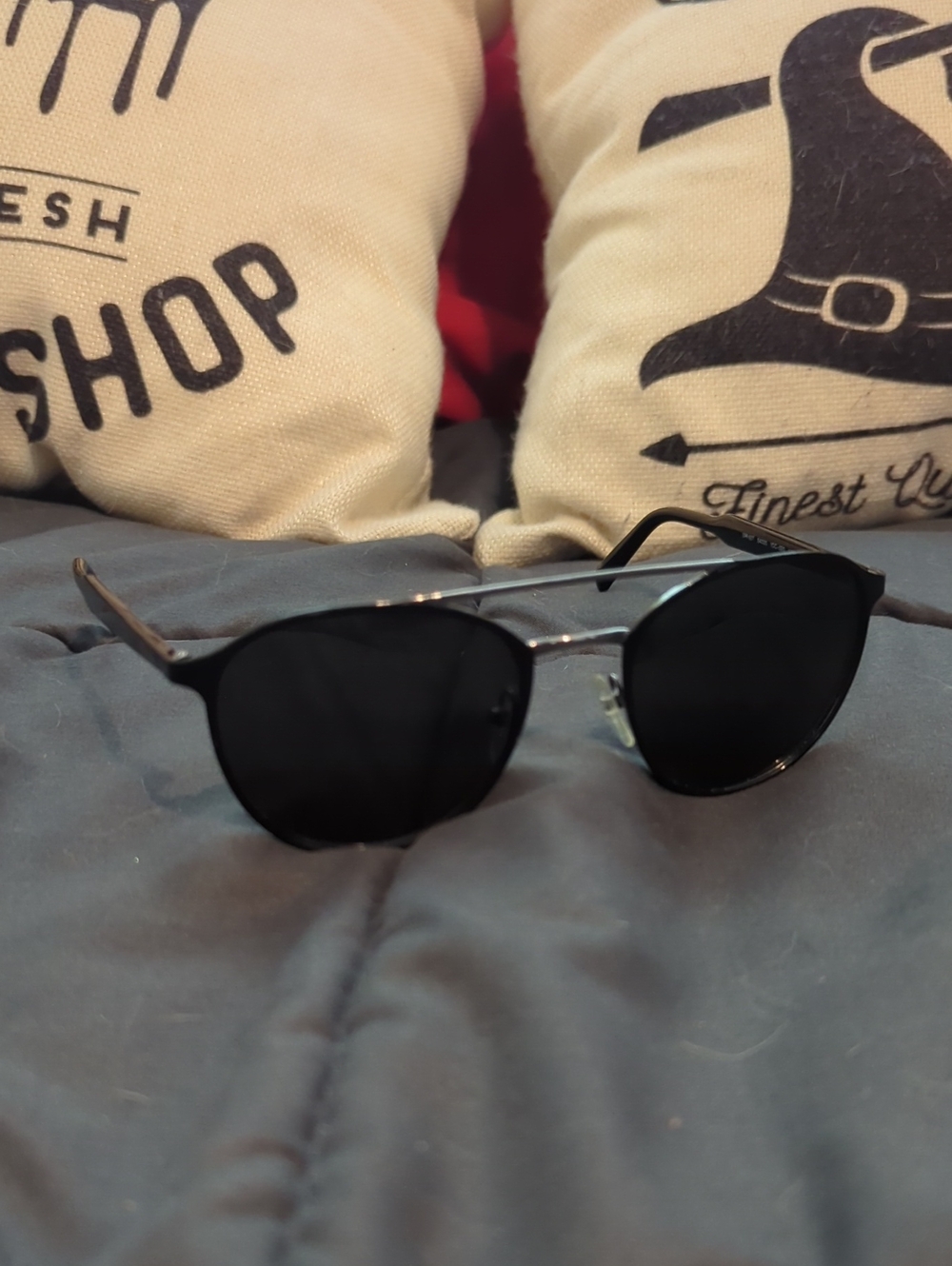 Authentic Prada Aviator Black Sunglasses Made In Italy - Picture 1 of 6
